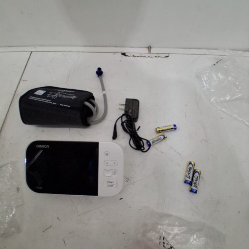 OMRON HEALTHCARE BP7450 10 SERIES UPPER ARM BP UNIT image 3