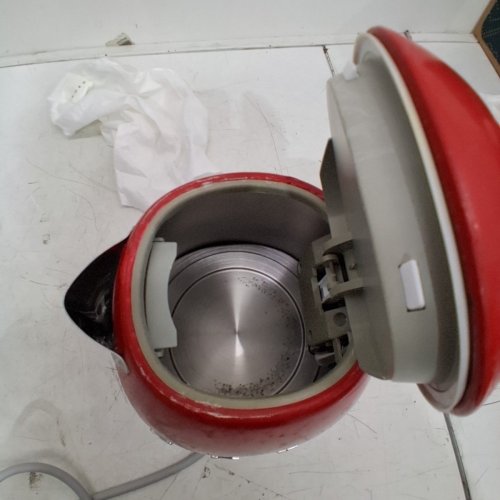 SMEG 50'S RETRO STYLE KETTLE WITH 360° SWIVEL BASE - 1.7L - RED (MODEL: KLF03RDUS) image 4