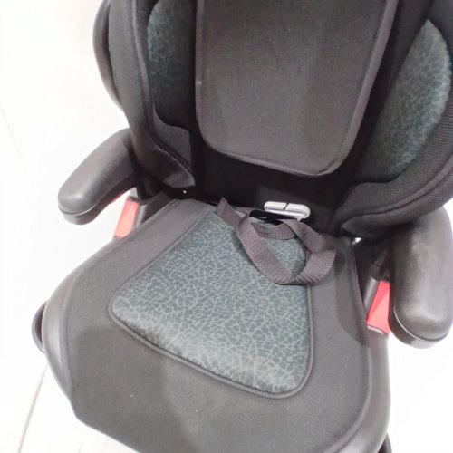 GRACO 2-IN-1 TURBOBOOSTER HIGHBACK TO BACKLESS BOOSTER CAR SEAT - 40-100LB MAX - BLACK (MODEL: 2168325) image 4