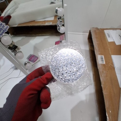 SHEFFIELD LABS HOLLYWOOD-STYLE LED VANITY MIRROR - 14" X 19" - WHITE (MODEKL: MR6012) image 6