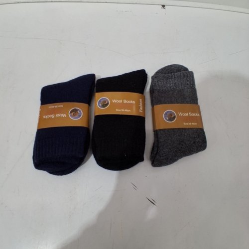 3PR WOMEN'S MID CALF WOOL SOCKS - SIZE 7-15 - ASSORTED DARK COLORS image 2