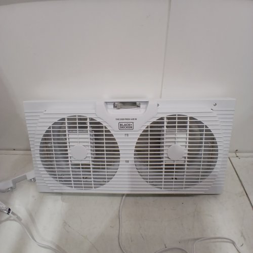 BLACK+DECKER DUAL WINDOW FAN FOR WINDOW SCREEN WITH 2 SPEED SETTINGS, TWIN WINDOW FAN WITH MECHANICAL CONTROLS AND REMOVABLE LEGS, HORIZONTAL COOLING FAN FOR WINDOW - 9" - WHITE (MODEL: BFW9M) image 2