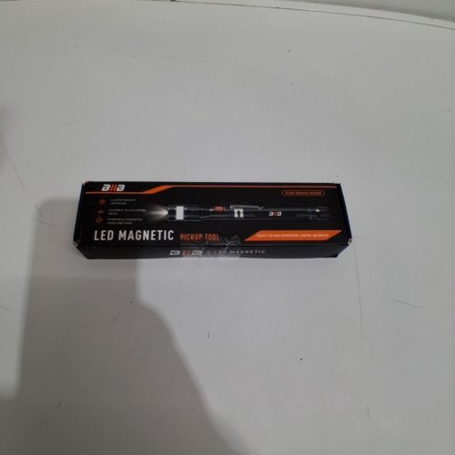 BIIB EXTENDABLE LED MAGNETIC FLASHLIGHT - 7.5" TO 24" - BLACK image 5