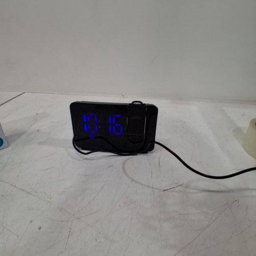 WESTCLOX FM CLOCK RADIO WITH ADJUSTABLE DISPLAY LIGHT TIME PROJECTOR - 1.8" DISPLAY - BATTERY BACKUP IN CASE OF POWER OUTAGE, OPTIONAL NOT REQUIRED - BLACK image 3