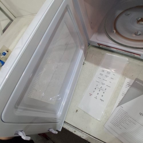 FRIGIDAIRE COUNTERTOP MICROWAVE OVEN - 1.1 CU. FT 900W- WHITE - (MODEL: EMW1154) image 8