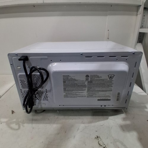FRIGIDAIRE COUNTERTOP MICROWAVE OVEN - 1.1 CU. FT 900W- WHITE - (MODEL: EMW1154) image 9