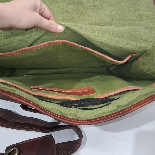 RAJERIYA FAUX LEATHER MESSENGER/LAPTOP/BOOK BAG - 16" - RED image 4