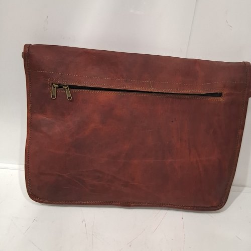 RAJERIYA FAUX LEATHER MESSENGER/LAPTOP/BOOK BAG - 16" - RED image 5