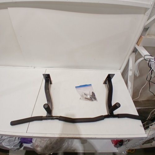 CEILING MOUNT PULL UP BAR WITH REVERSIBLE RISERS WITH OPTIMUM GRIP SPACING - BLACK image 2