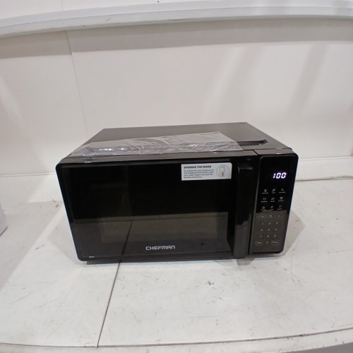 CHEFMAN COUNTERTOP MICROWAVE OVEN - 0.7 CU.FT. - BLACK (MODEL: RJ55-7-V2-CA) image 3