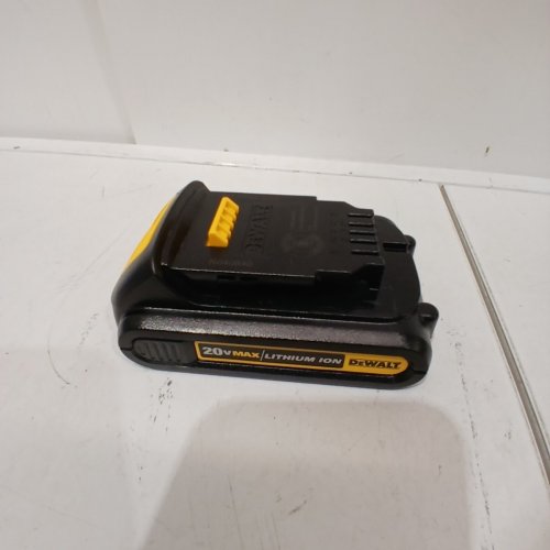 DEWALT 20V MAX LITHIUM ION RECHARGEABLE BATTERY (MODEL: DCB207) image 2