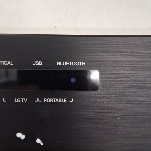 LG WIRELESS 2.1CH SOUND BAR SYSTEM WITH SUBWOOFER - BLACK (MODEL: SQC2) image 3