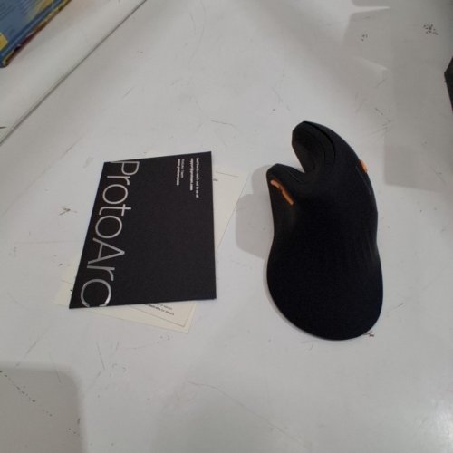 PROTOARC ERGONOMIC VERTICAL MOUSE - BLACK/ORANGE (MODEL:EM11 NL) image 3