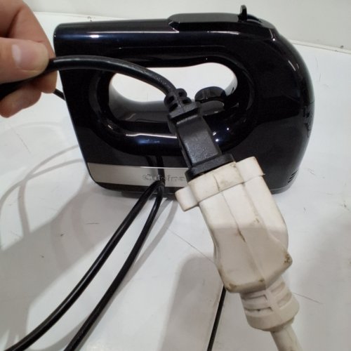 CUISINART 3-SPEED HAND MIXER - 200W - BLACK (STYLE: HM-3C) image 2