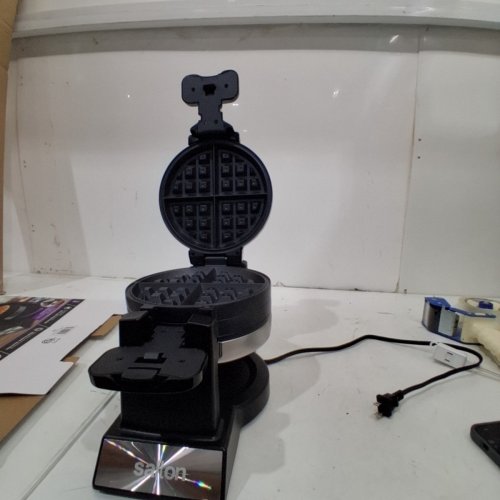 SALTON ROTATING DOUBLE BELGIAN WAFFLE MAKER - 12V - STAINLESS/BLACK (MODEL: WM2159 ) image 3
