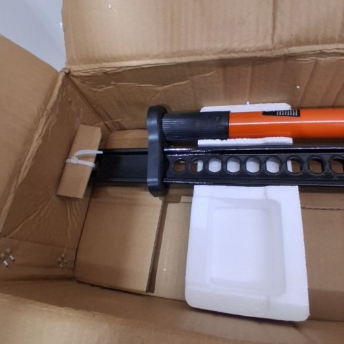 HEAVY DUTY RATCHETING OFF ROAD UTILITY HIGH LIFT FARM JACK - 48" - 700LBS - BLACK/ORANGE (MODEL: AH081048) image 4