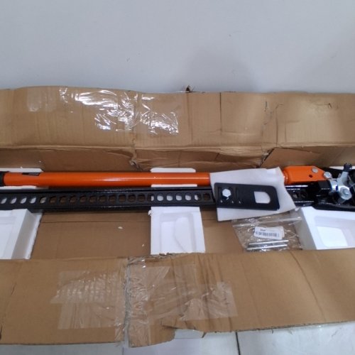 HEAVY DUTY RATCHETING OFF ROAD UTILITY HIGH LIFT FARM JACK - 48" - 700LBS - BLACK/ORANGE (MODEL: AH081048) image 5