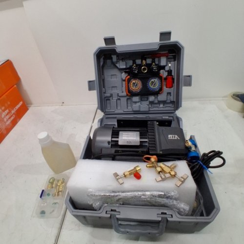 VTG VOGTEN AC VACUUM PUMP AND GAUGE SET - GREY (MODEL:R1234YF) image 4