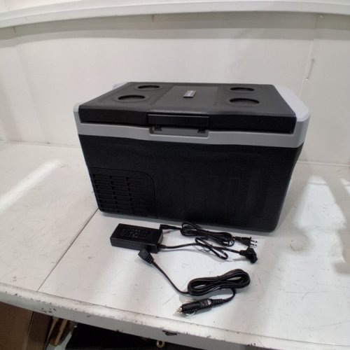 FRIGIDAIRE 2-IN-1 PORTABLE COMPRESSOR FRIDGE FREEZER - 21L - 110-240V - BLACK - (MODEL:EFRCC210-BLACK) image 3
