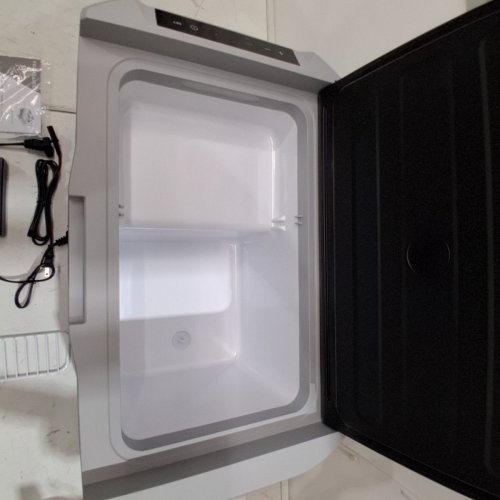 FRIGIDAIRE 2-IN-1 PORTABLE COMPRESSOR FRIDGE FREEZER - 21L - 110-240V - BLACK - (MODEL:EFRCC210-BLACK) image 5