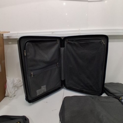 LEVEL8 HARD SHELL LIGTHWEIGHT CARRY ON LUGGAGE WITH TSA LOCK - 20" - BLACK - (MODEL:LA-1688-02T00) image 3