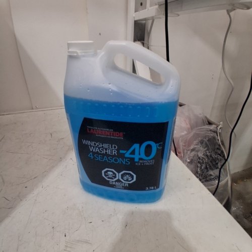 LAURENTIDE AUTOMOBILE PRODUCTS WINDSHIELD WASHER FLUID, REMOVES ICE + FROST - 3.78L (-40C) image 2