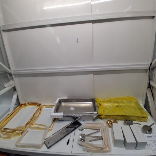4PK STAINLESS STEEL CATERING BUFFET SERVING SET WITH WARMERS AND TONGS - 8QT EACH - SILVER/GOLD (MODEL: HZ-433B) image 2