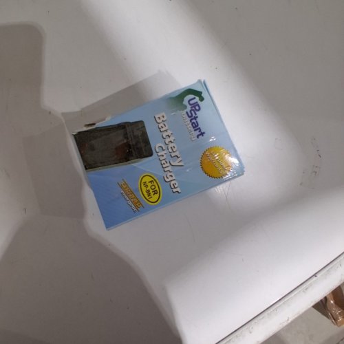 UPSTART PLUG IN BATTERY CHARGER - BLACK image 4