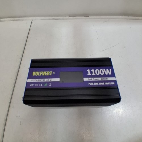 VOLFVERT PURE SINE WAVE POWER INVERTER WITH TWO AC OUTLETS, USB PORTS, TYPE-C PORTS, REMOTE CONTROLLER - 1100W - BLACK/BLUE image 2