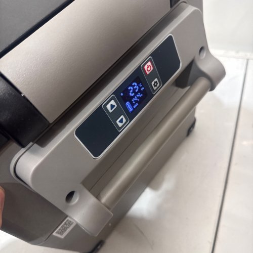 VEVOR PORTABLE REFRIGERATOR FOR VEHICLE, CAR, TRUCK, RV, BOAT, MINI FRIDGE FREEZER FOR TRAVEL - 12/24V DC & 110-240V AC - 37QT - GREY - (MODEL:CF35) image 4