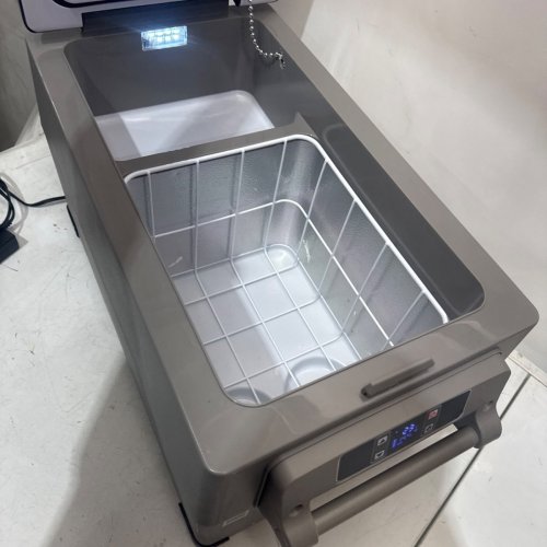 VEVOR PORTABLE REFRIGERATOR FOR VEHICLE, CAR, TRUCK, RV, BOAT, MINI FRIDGE FREEZER FOR TRAVEL - 12/24V DC & 110-240V AC - 37QT - GREY - (MODEL:CF35) image 6
