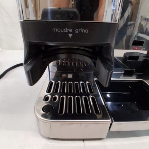 NINJA LUXE CAFE PRO SERIES ESPRESSO MACHINE - 4-IN-1 | INTEGRATED TAMPER | GRINDER | FROTHER - STAINLESS STEEL - (MODEL: ES701C) image 5