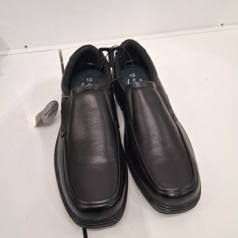 MEN'S GEORGE SLIP ON DREES SHOES - SIZE 13 - BLACK image 2