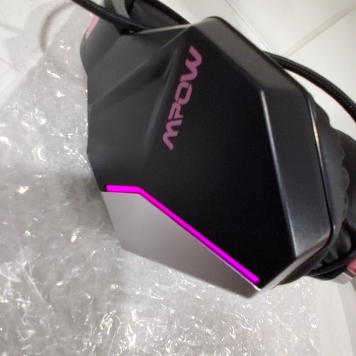 MPOW EG10 GAMING HEADSET FOR PS5,PS4, PC, XBOX ONE, ULTRA LIGHT OVER EAR HEADPHONES WITH NOISE CANCELLING MIC, STEREO BASS SURROUND PC HEADSET, LED LIGHT, SOFT MEMORY EARMUFFS FOR LAPTOP MAC SWITCH PINK (MODEL:MPBH414AP) image 2