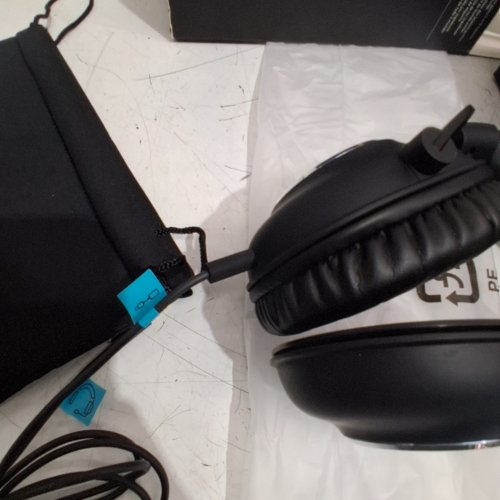 LOGITECH 2ND GENERATION G PRO X GAMING WIRED HEADSET HEADPHONES WITH BLUE VOICE TECHNOLOGY - BLACK / BLUE (MODEL: 981-000817) image 2