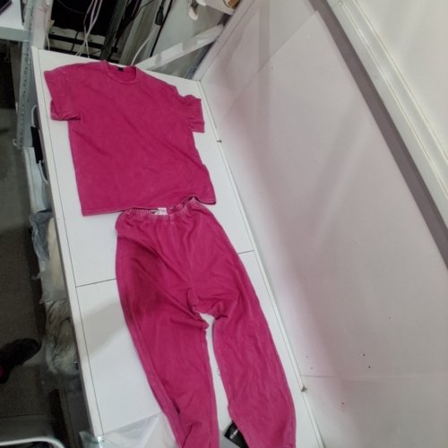 2PC WOMEN'S SHEIN CASUAL CREWNECK T-SHIRT AND PANT SET - LARGE - PINK (ITEM: 28087081) image 2