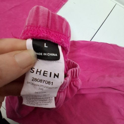 2PC WOMEN'S SHEIN CASUAL CREWNECK T-SHIRT AND PANT SET - LARGE - PINK (ITEM: 28087081) image 3