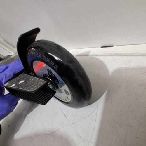 KIDS FREEDARE PRO STUNT SCOOTER - 220 LBS MAX - 8 YEARS + - BLACK image 3