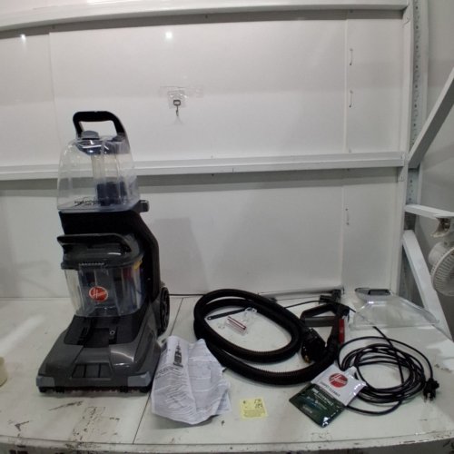 HOOVER CARPET & UPHOLSTERY CLEANER - 120 V 10A - BLACK/RED (MODEL: FH68011VCD) image 3