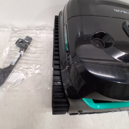 WYBOT C2 CORDLESS WALL CLIMBING POOL VACUUM - UP TO 2152SQ.FT. - BLACK/GREEN (MODEL: C2) image 4