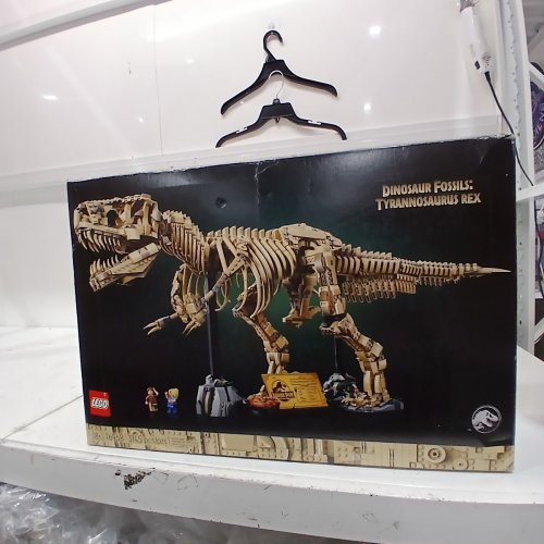 3145PC JURASSIC PARK LEGO DINOSAUR FOSSILS TYRANNOSAURUS REX SET (MODEL: 76968) image 2
