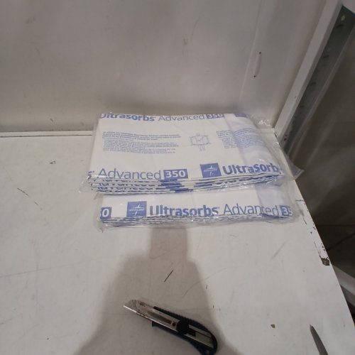 10PK MEDLINE ULTRASORBS ADVANCED PREMIUM DISPOSABLE UNDERPADS WITH SLIP RESIST TECHNOLOGY - 30" X 36" - WHITE (MODEL: MSC383500) image 2