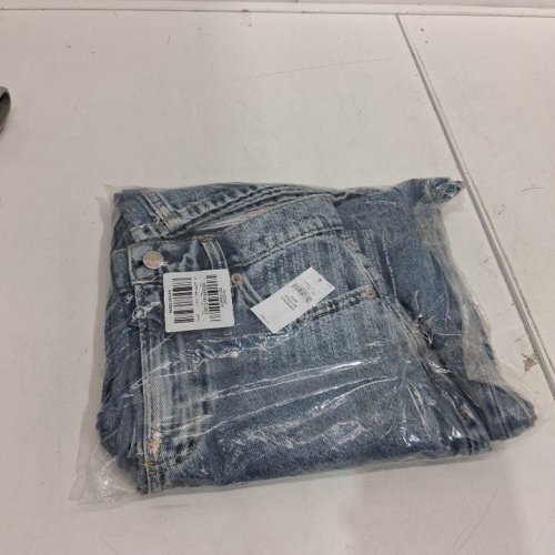 WOMENS GAP LOW SLUNG EXTRA BAGGY JEANS - REGULAR 24/00 - LIGHT INDIGO (STYLE: 682958) image 2