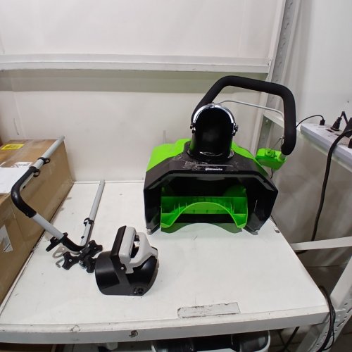 GREENWORKS 10 AMP 16" CORDED SNOW THROWER (MODEL: 2604202 / SNA103) image 2