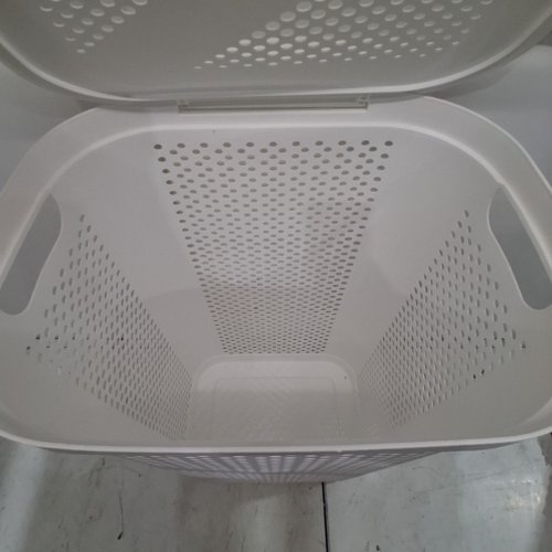 MIND READER SLIM LAUNDRY HAMPER WITH CUT OUT HANDLES AND ATTACHED HINGED LID - 60L - WHITE (MODEL: HBIN60-WHT) image 3
