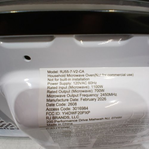 CHEFMAN COUNTERTOP MICROWAVE OVEN - 0.7 CU. FT - BLACK (MODEL: RJ55-7-V2-CA) image 6