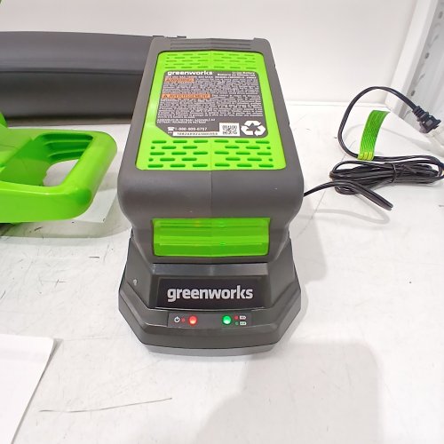 GREENWORKS 2-SPEED LEAF BLOWER/VACUUM - 375CFM/230MPH - 12A - GREEN/BLACK (MODEL: BVF443) image 2