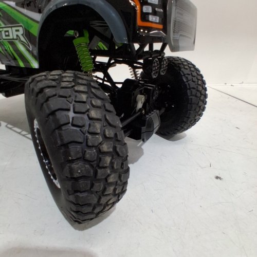 NKOK MEAN MACHINES FORD F-150 RAPTOR XTREME ROCK CRAWLER REMOTE CONTROLLED TRUCK - BLACK/GREEN image 4