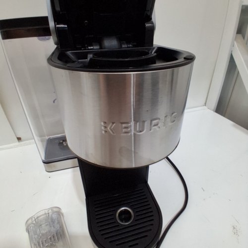KEURIG K-SUPREME PLUS SMART SINGLE-SERVE COFFEE MAKER WITH ADVANCED APP CONNECTION - STAINLESS STEEL (MODEL: K920) image 4