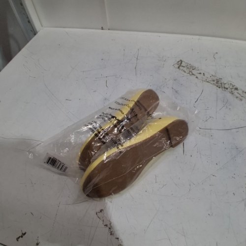 WOMEN'S TIME AND TRU BALLERINA FLATS - SIZE 6 - YELLOW (STYLE : 22CASANDRAM26) image 3